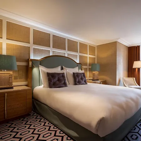 The One Monumental Palace Отель