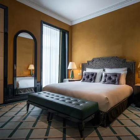 The One Monumental Palace Szálloda 5*