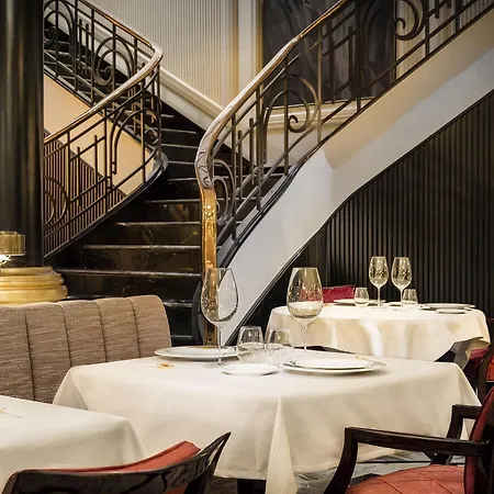 Maison Albar - Le Monumental Palace Hotel Oporto