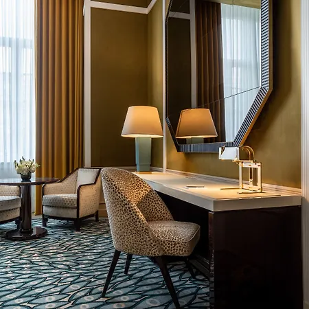 The One Monumental Palace Hotel