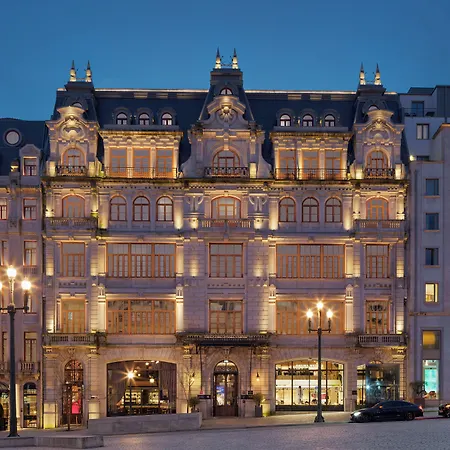 The One Monumental Palace ポルト