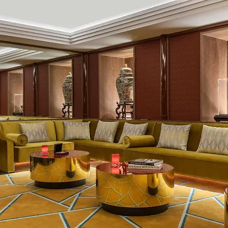 The One Monumental Palace Порту