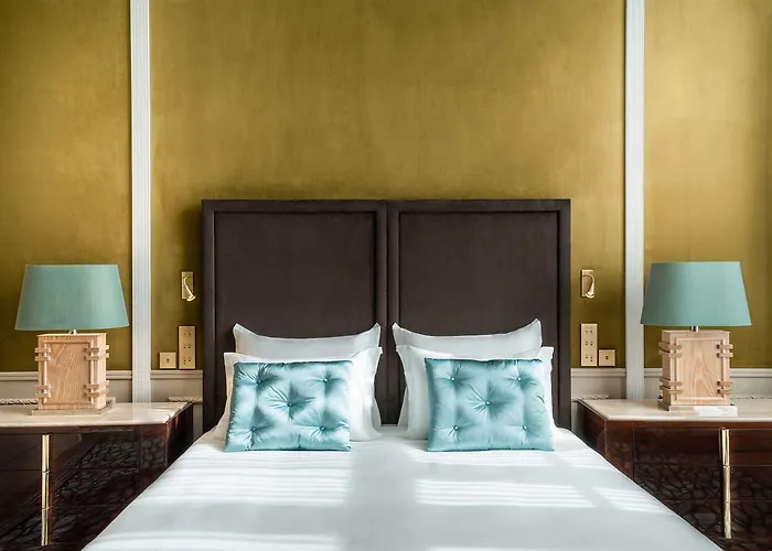 The One Monumental Palace Hotel