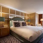 The One Monumental Palace Hotel
