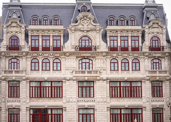 Otel The One Monumental Palace 5*