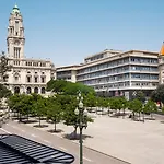 The One Monumental Palace Hotell