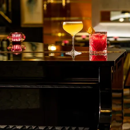 The One Monumental Palace 5* Porto